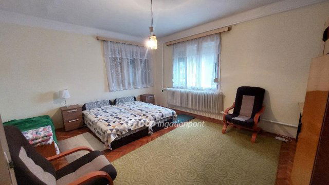 Eladó családi ház, Kisújszálláson 19.5 M Ft, 3 szobás