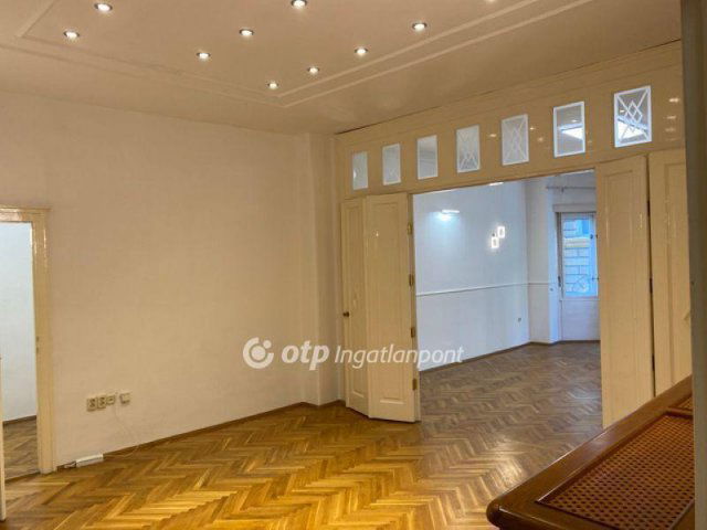 Eladó téglalakás, Budapesten, VI. kerületben 127 M Ft