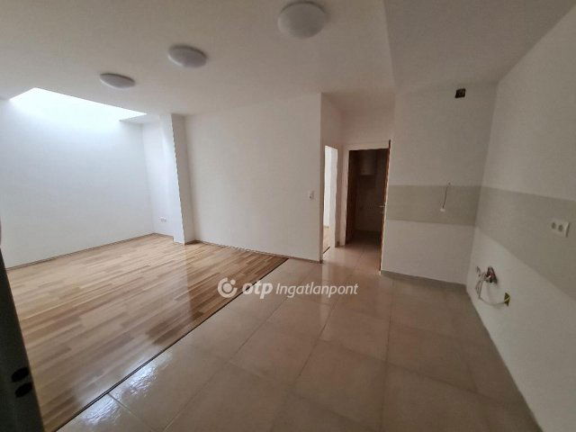 Eladó téglalakás, Budapesten, XXII. kerületben 39.2 M Ft