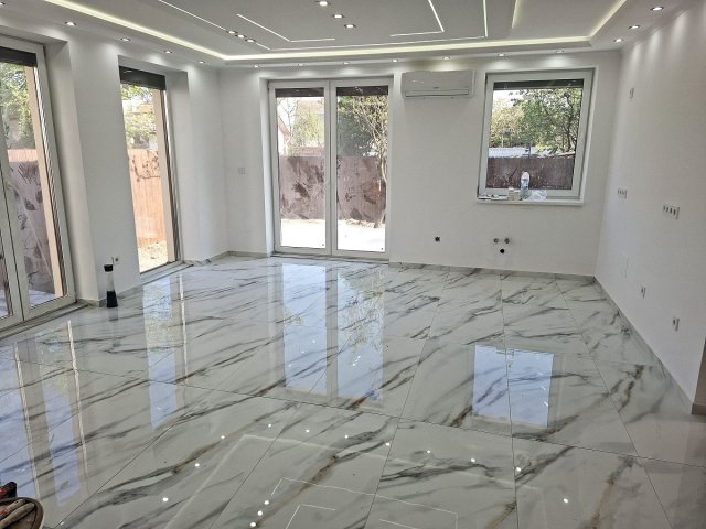 Eladó családi ház, Debrecenben 125 M Ft, 3 szobás