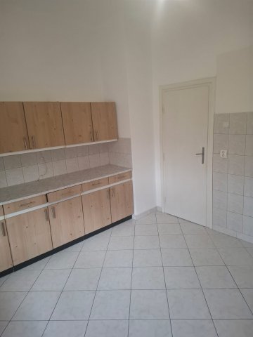 Eladó téglalakás, Győrött 62.9 M Ft, 2+1 szobás