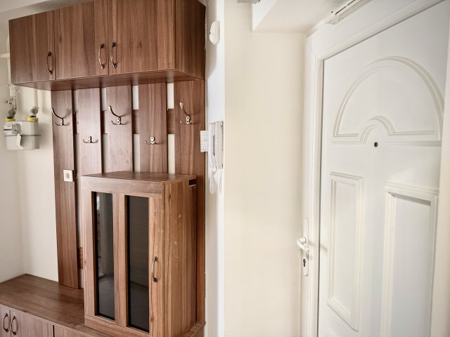 Eladó panellakás, Pécsett 42.9 M Ft, 1 szobás