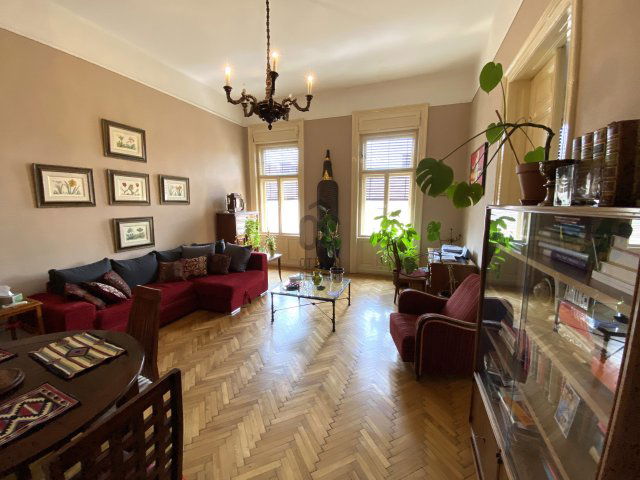 Eladó téglalakás, Budapesten, VI. kerületben, Király utcában