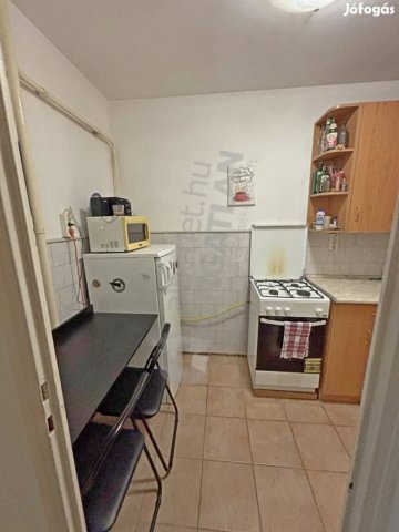Kiadó panellakás, albérlet, XI. kerületben, Etele úton