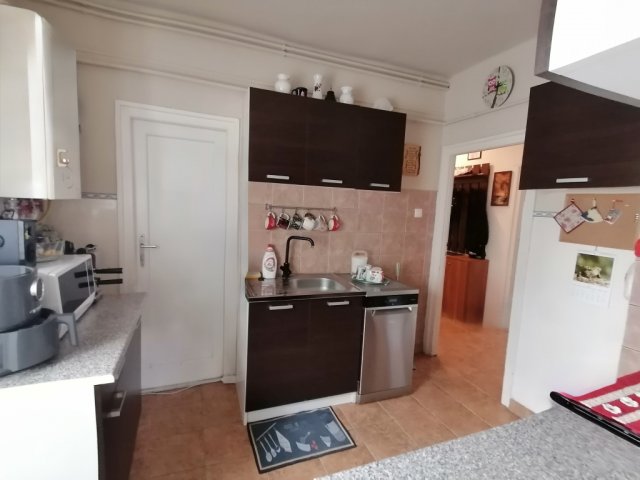 Eladó téglalakás, Pusztaszabolcson 42 M Ft, 2+1 szobás
