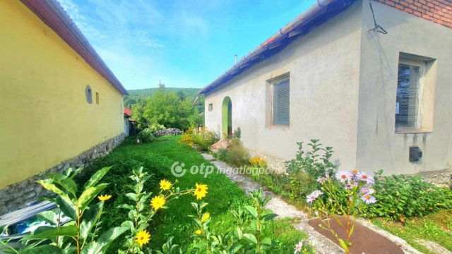 Eladó családi ház, Szilvásváradon 50 M Ft, 3 szobás