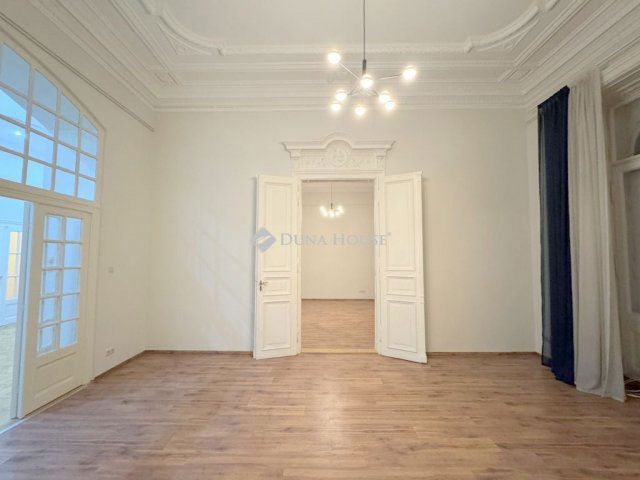 Kiadó téglalakás, albérlet, V. kerületben, Nádor utcában