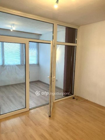 Eladó panellakás, Budapesten, XI. kerületben 72.9 M Ft, 2 szobás