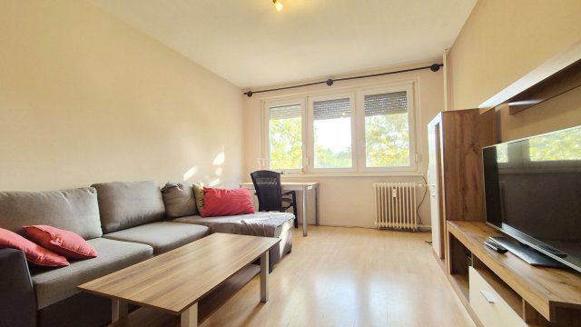 Kiadó téglalakás, albérlet, Debrecenben 295 E Ft / hó, 3 szobás