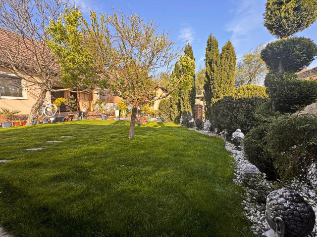 Eladó családi ház, Debrecenben 105.9 M Ft, 3 szobás