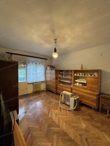 Eladó téglalakás, Tatabányán 32.99 M Ft, 1 szobás