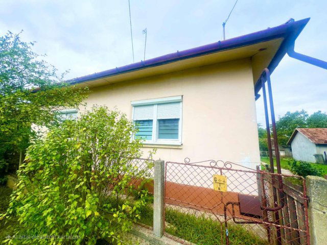 Eladó családi ház, Dévaványán 12.5 M Ft, 2 szobás