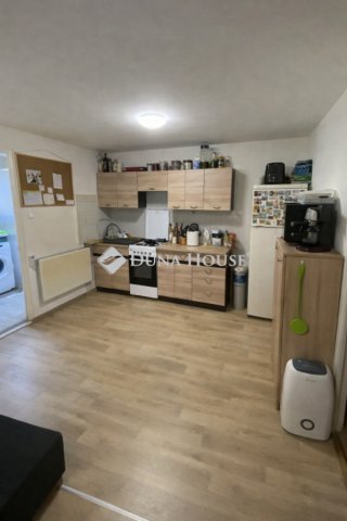 Eladó családi ház, Nagykátán 65 M Ft, 5 szobás
