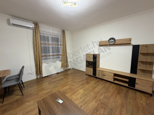 Kiadó panellakás, albérlet, XIV. kerületben, Kerepesi úton