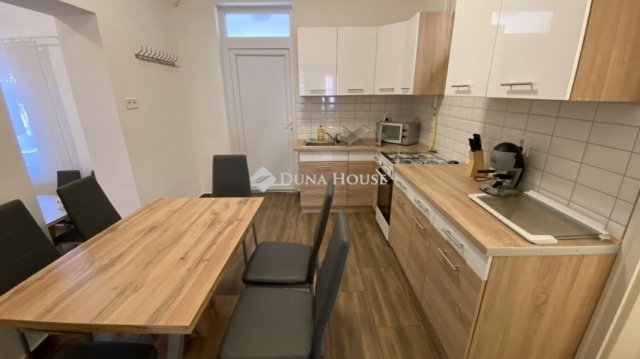 Eladó családi ház, Budapesten, XX. kerületben 79.9 M Ft