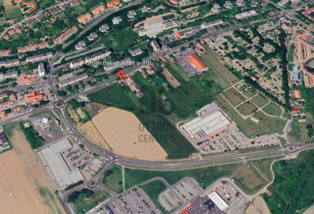 Eladó családi ház, Szekszárdon 60 M Ft, 4 szobás