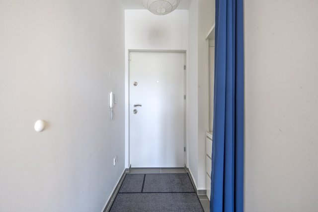 Eladó téglalakás, Budapesten, III. kerületben, Folyamőr utcában