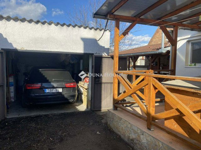 Eladó családi ház, Szigetváron 69 M Ft, 3 szobás