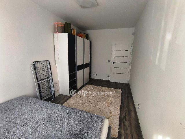 Eladó családi ház, Százhalombattán 149.999 M Ft, 3 szobás