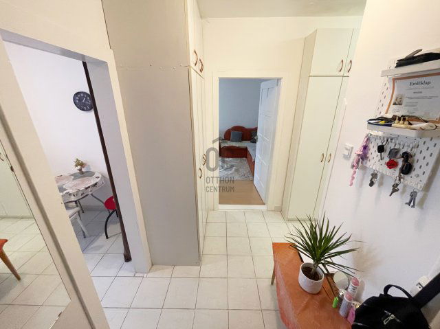 Eladó téglalakás, Szentendrén 78.8 M Ft, 3 szobás