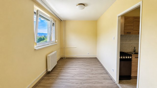 Kiadó panellakás, albérlet, Miskolcon 110 E Ft / hó, 2 szobás