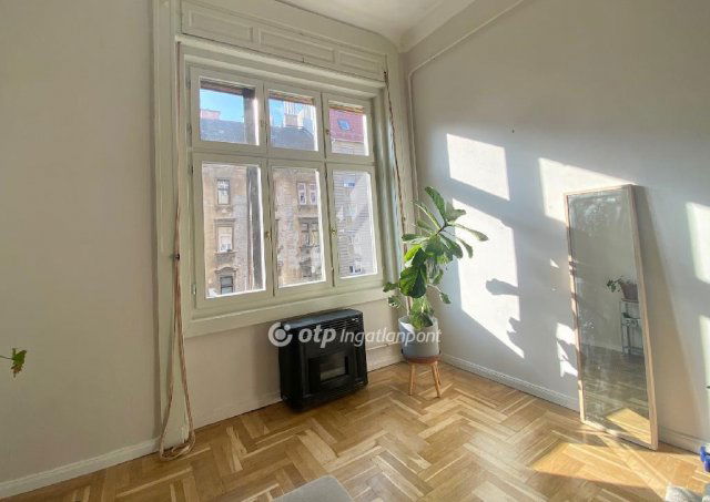 Eladó téglalakás, Budapesten, VIII. kerületben 73.5 M Ft