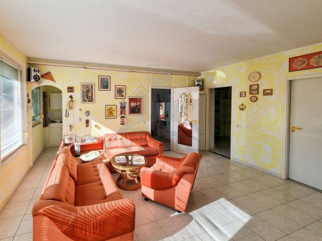 Eladó családi ház, Szombathelyen 89 M Ft, 4 szobás