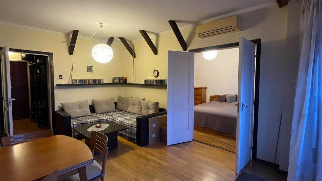 Eladó panellakás, XXI. kerületben, Kossuth Lajos utcában