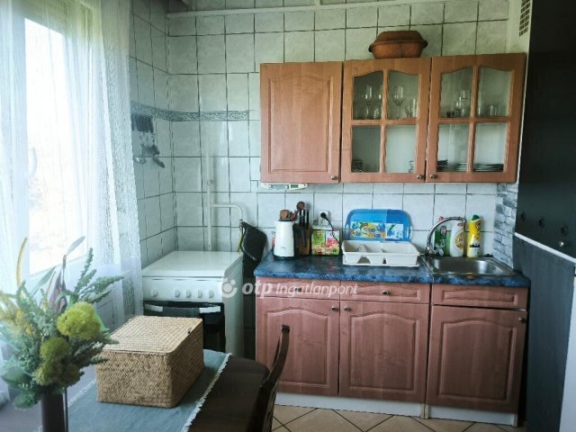 Eladó panellakás, Miskolcon 28.5 M Ft, 2 szobás