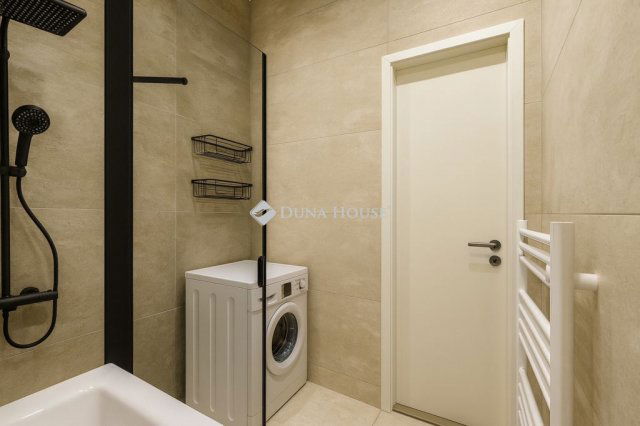 Eladó téglalakás, Budapesten, XIII. kerületben 69.9 M Ft