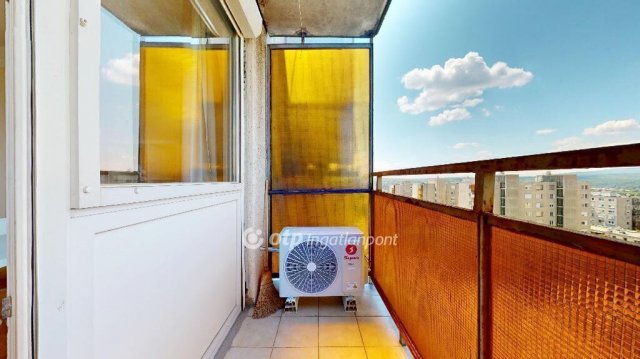 Eladó panellakás, Miskolcon 28.5 M Ft, 2 szobás