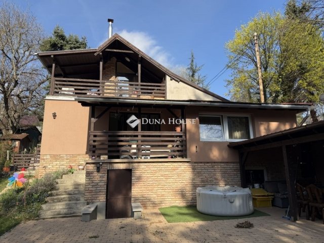Eladó családi ház, Csobánkán 104 M Ft, 4 szobás