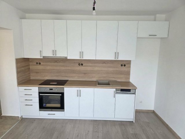 Eladó téglalakás, Besnyőn 31.9 M Ft, 2 szobás