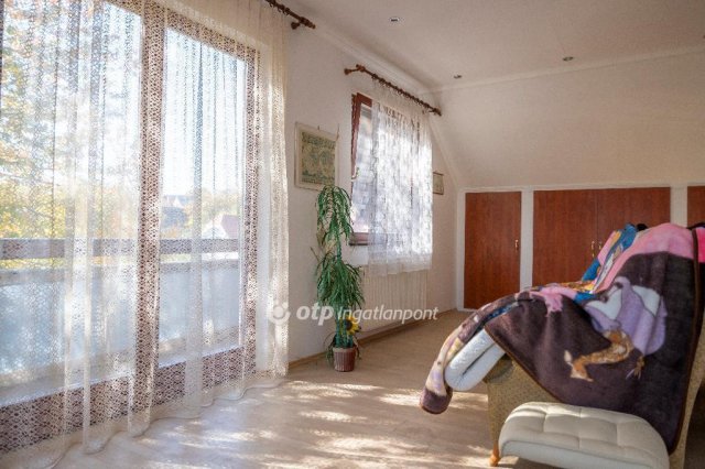 Eladó családi ház, Budakeszin 130 M Ft, 3 szobás