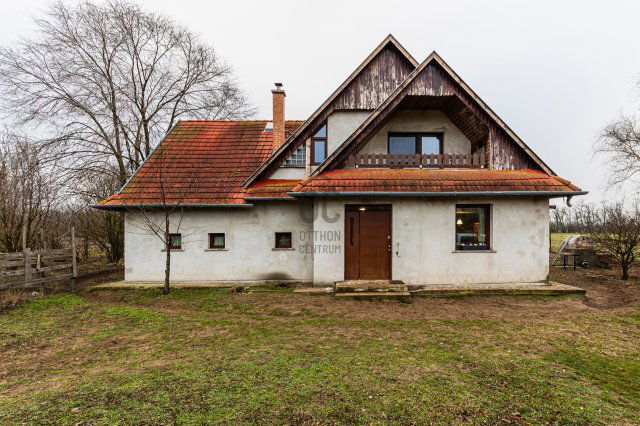 Eladó családi ház, Bugyin 75 M Ft, 5 szobás