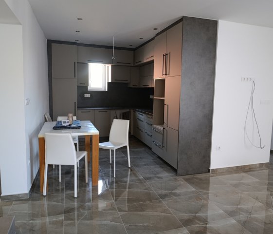 Eladó családi ház, Veszprémben 119.9 M Ft, 3 szobás