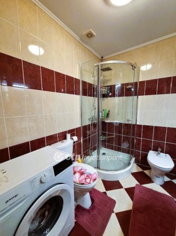 Eladó családi ház, Alsóörsön 129 M Ft, 3 szobás