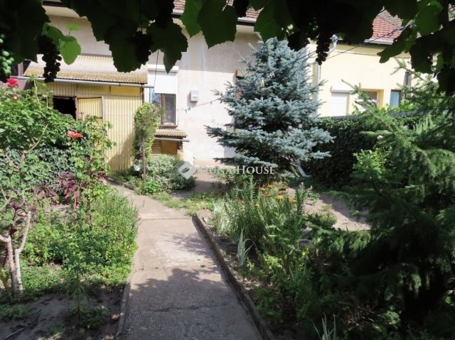 Eladó téglalakás, Budapesten, XV. kerületben 72 M Ft, 2 szobás