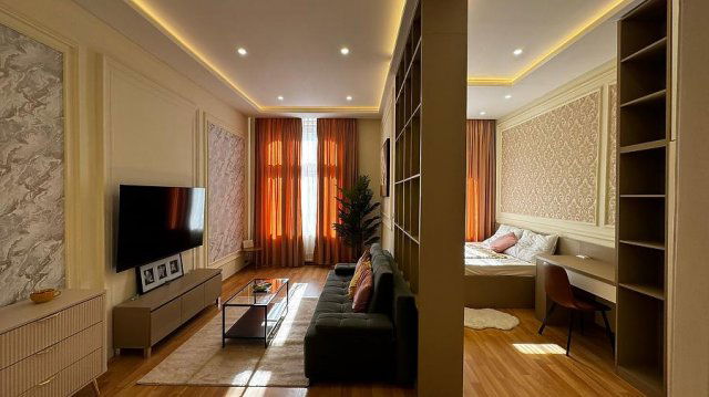 Eladó téglalakás, Budapesten, VII. kerületben, Rákóczi úton