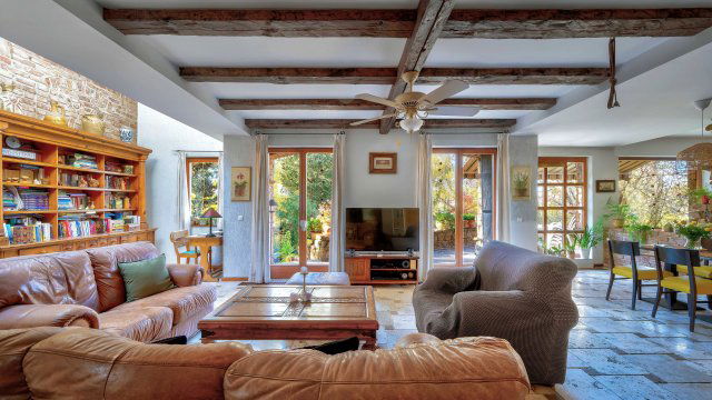 Eladó családi ház, Szigethalmon 560 M Ft, 5 szobás