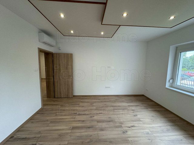 Eladó üzlethelyiség, Siófokon 119 M Ft / költözzbe.hu