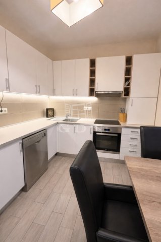 Eladó téglalakás, Törökbálinton 124 M Ft, 4 szobás