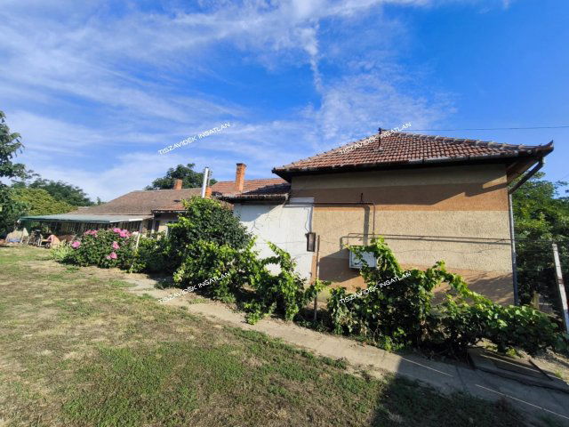 Eladó családi ház, Nagykörűn, Arany János úton 13.9 M Ft