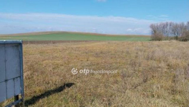 Eladó telek, Kupon 8 M Ft / költözzbe.hu