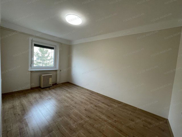 Eladó téglalakás, Kecskeméten 49.99 M Ft, 3 szobás