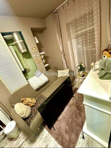 Eladó családi ház, Pilisen 72.5 M Ft, 5 szobás