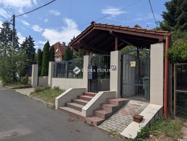 Eladó téglalakás, Budapesten, III. kerületben 116 M Ft, 2 szobás