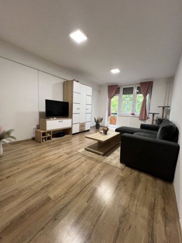 Kiadó panellakás, albérlet, Debrecenben 240 E Ft / hó, 4 szobás