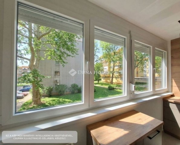 Eladó téglalakás, Pécsett 59.9 M Ft, 3 szobás