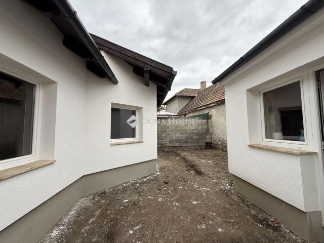 Eladó családi ház, Nyergesújfaluban 86.9 M Ft, 4 szobás